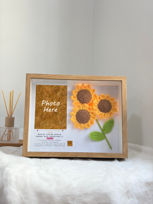 Triple Sunflower Photo Frame | Appreciation 🌻🌻🌻 (9 Inches)