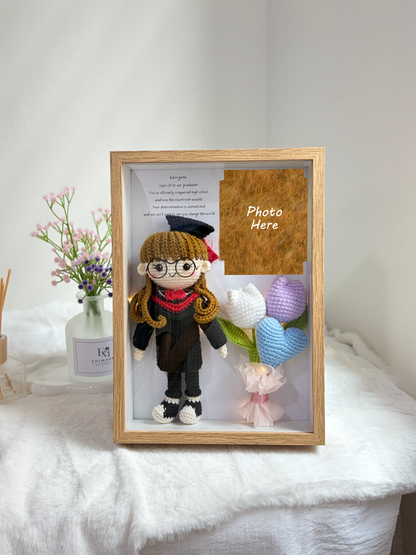 Tulip Heart Graduation Photo Frame | Mini Bouquet 🎓 (20cm Doll) (A4 size)