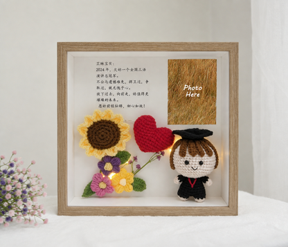 Classic Graduation Photo Frame | Sunflower Heart 🎓 (9 Inches)