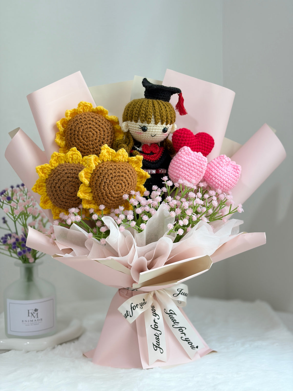 Luxury Graduation Bouquet | Sunflower Tulip 🎓🌷 (Big Doll)