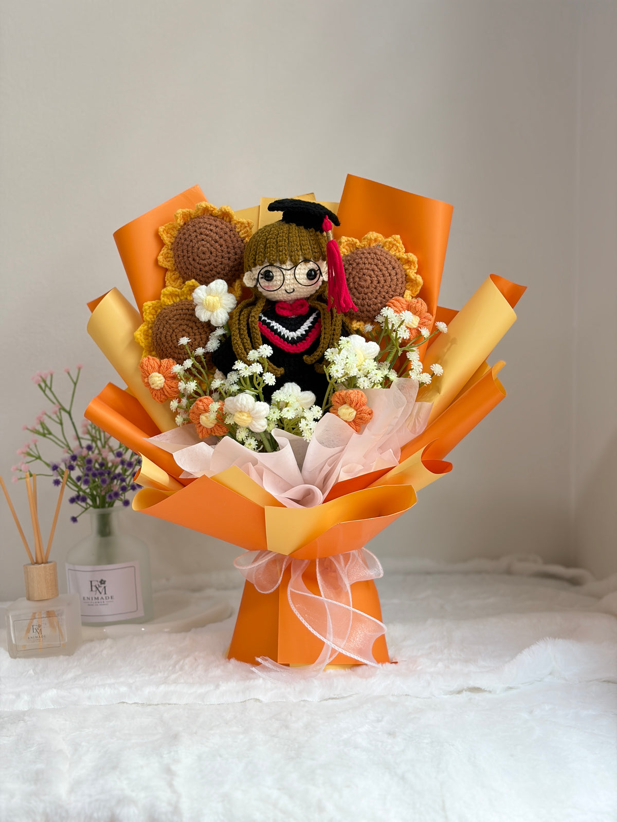Flower Girl Graduation Bouquet - A Success Future 🎓 (Big Doll)