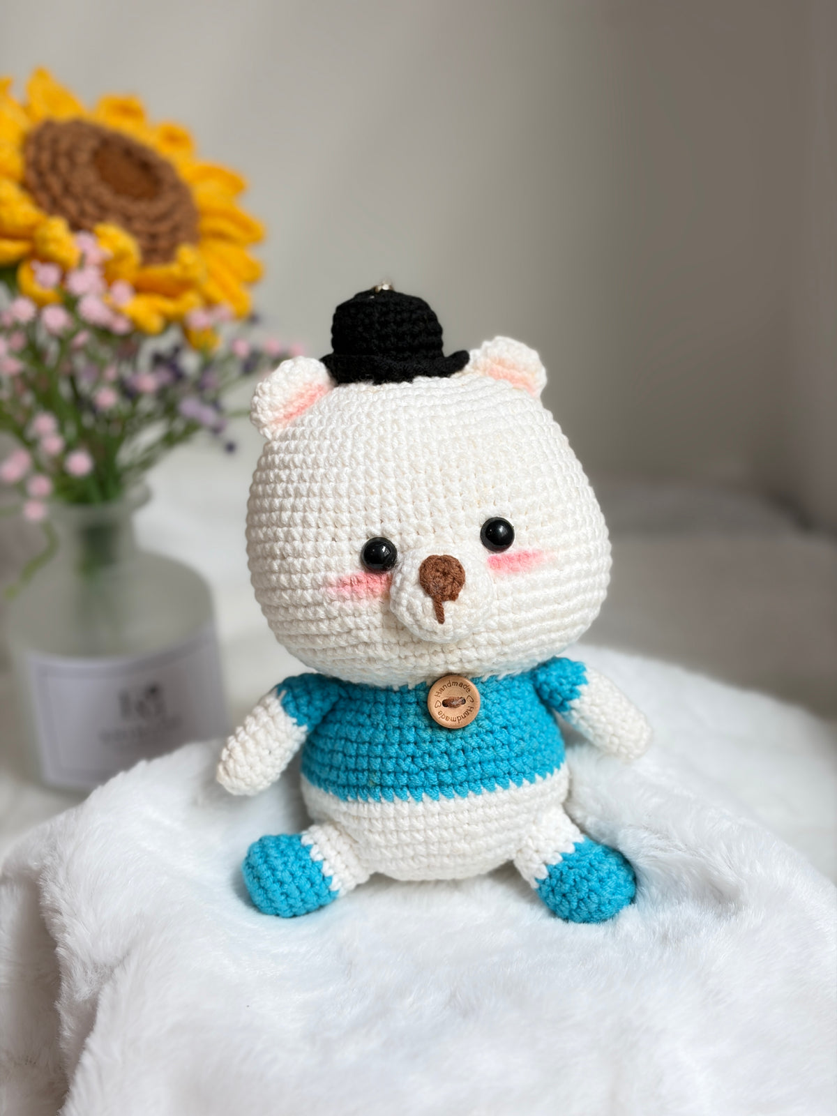 [CLEAR STOCK] Blue Bear with Hat Keychain 🧸