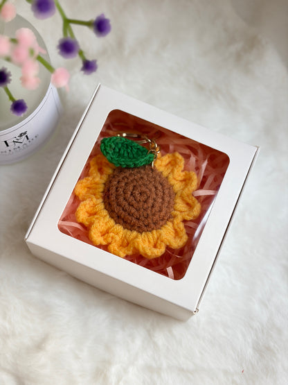 Sunflower with Leaf Keychain 🌻🍃