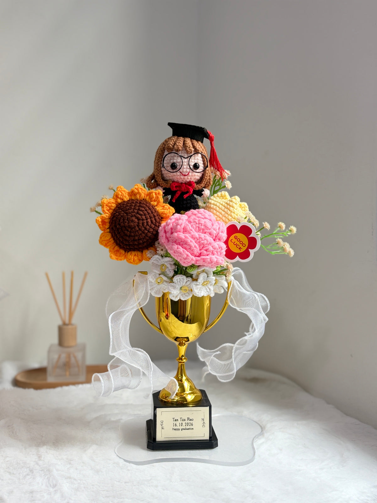 Graduation Trophy Bouquet | Flowers Bloom 🌻🎓🏆 - 2nd Edition