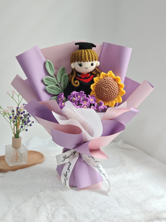 Dreamy Lavender Pink Graduation Bouquet 🎓 (20cm Doll)