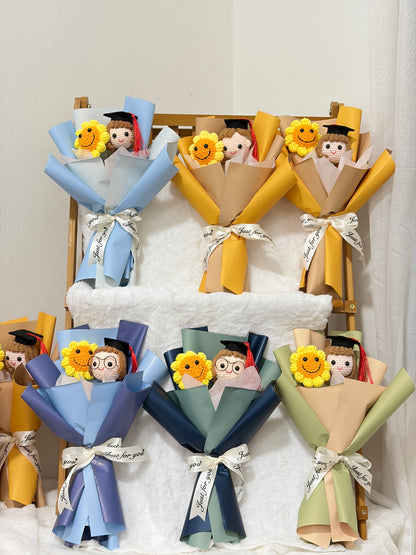 Stand Alone Graduation Bouquet 🎓 | Smiling Sunflower
