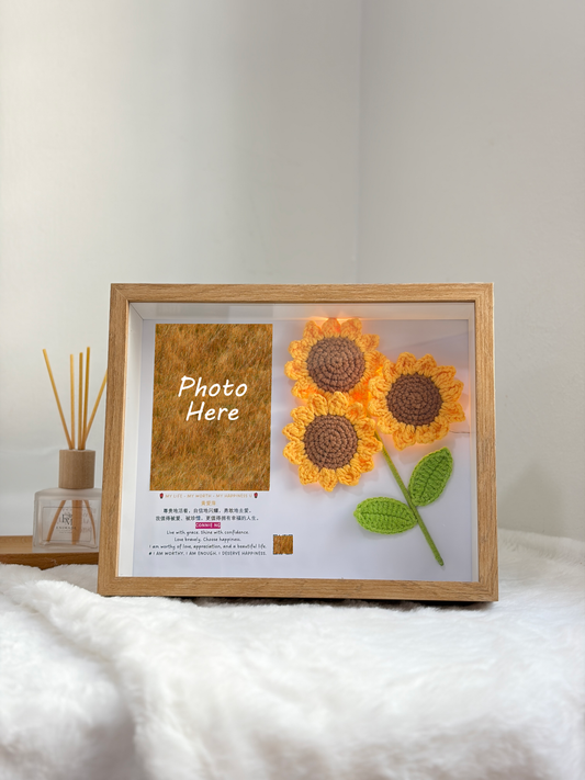 Triple Sunflower Photo Frame | Appreciation 🌻🌻🌻 (9 Inches)