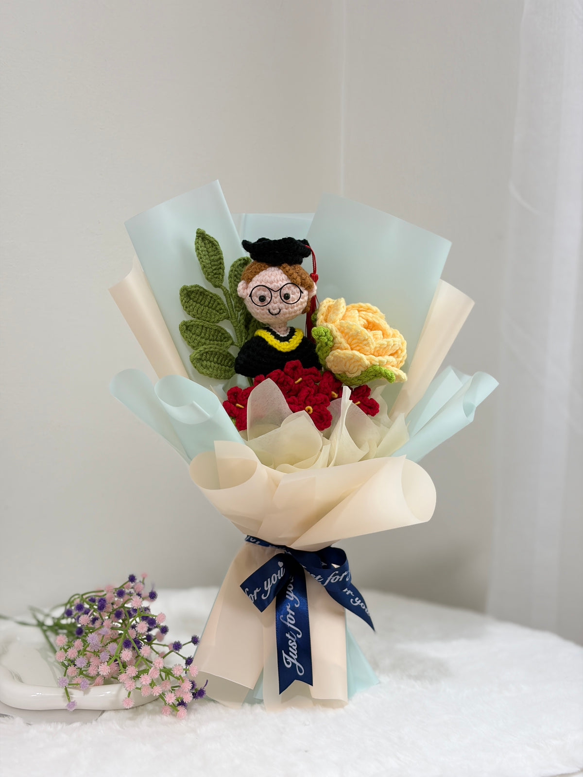 Soft Graduation Bouquet | Rosy Leaves 🎓🌹