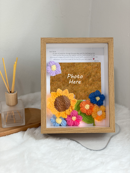 Classic Photo Frame | Sunflower & Puff (8 Inches)