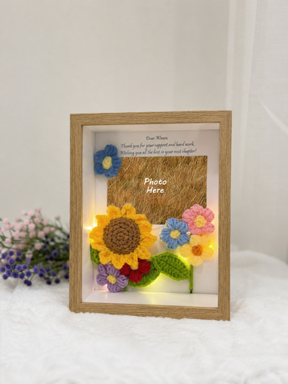 Classic Photo Frame | Sunflower & Puff (8 Inches)