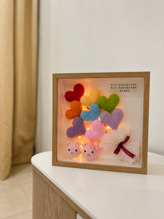 Heart Balloons Bouquet Frame with Mini Animal Head (9 Inches)