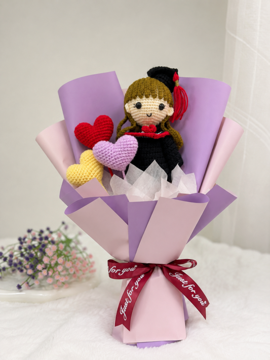Sweet Hearts Graduation Bouquet 🎓 (Big Doll)