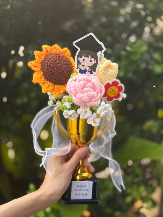 Graduation Trophy Bouquet | Soft Rosy 🌹🎓🏆