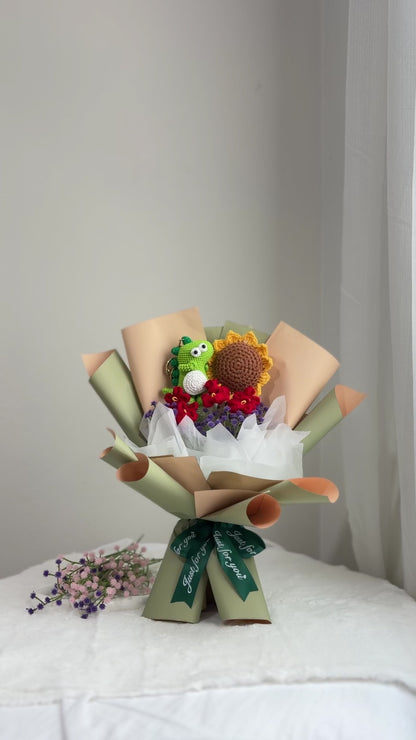 Coming-of-Age Ceremony | Green Dinosaur Crochet Bouquet 🦖 (Dino Keychain Included)